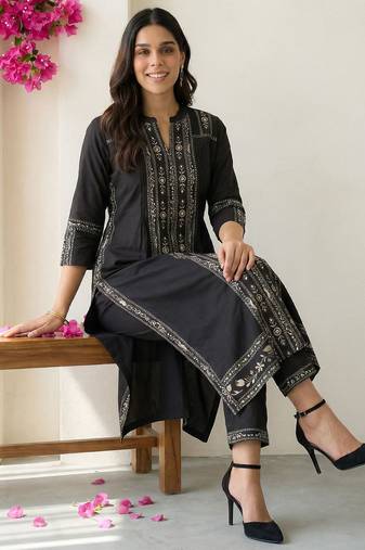 Women Ethnic Motifs Printed Regular Mirror Work  Cotton Kurta with Trousers