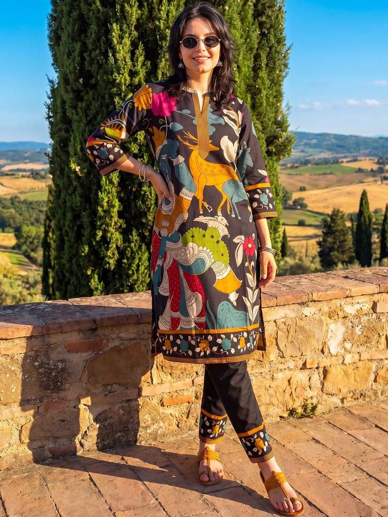 Women Ethnic Motifs Printed Regular  Cotton Kurta with Trousers