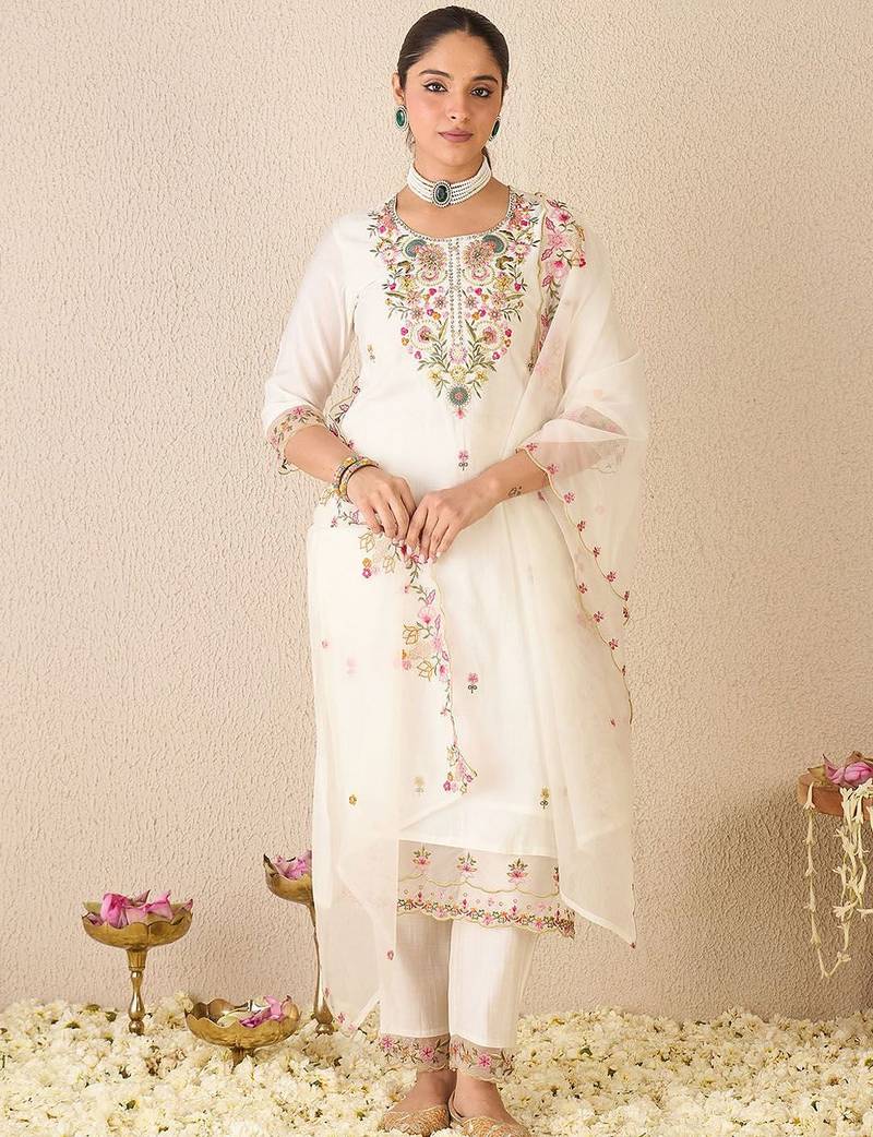 Floral Embroidered Round Neck Kurta With Trousers & Dupatta
