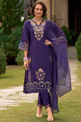Women Floral Embroidered Panelled Sequinned Kurta with Trousers & With Dupatta
