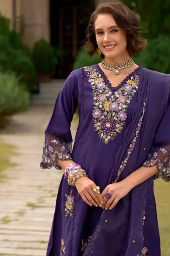 Women Floral Embroidered Panelled Sequinned Kurta with Trousers & With Dupatta