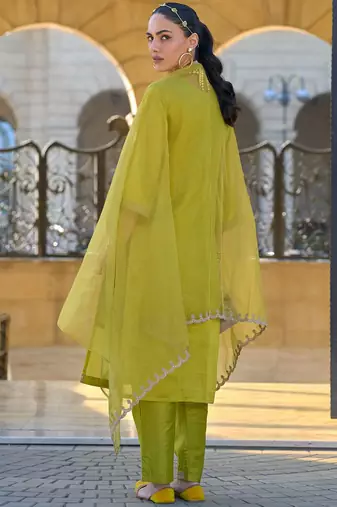 Ethnic Motifs Embroidered Regular Zari Straight Kurta With Trousers & Dupatta