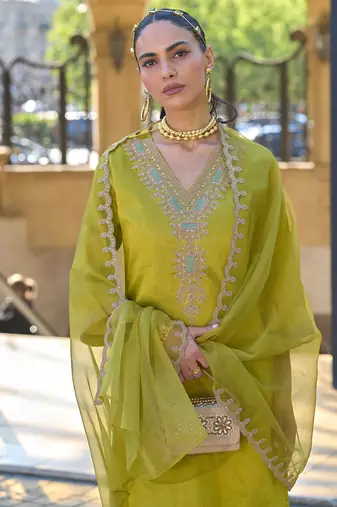 Ethnic Motifs Embroidered Regular Zari Straight Kurta With Trousers & Dupatta