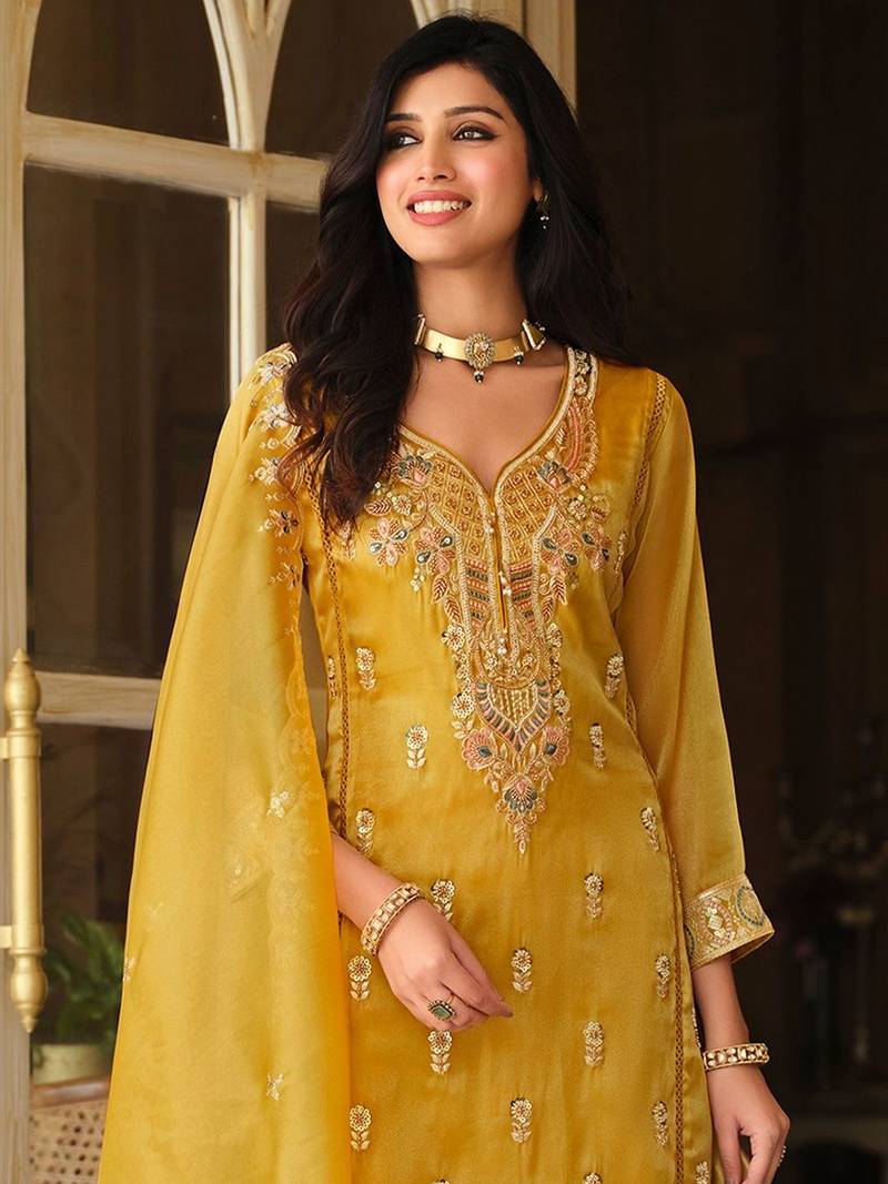 Women Ethnic Motifs Embroidered Regular Thread Work Kurta with Trousers & With Dupatta