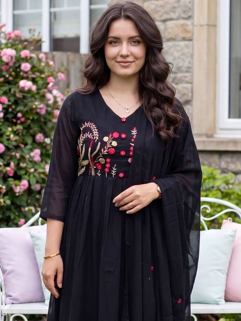 Women Floral Embroidered Empire Thread Work Pure Cotton Kurta with Trousers & With Dupatta