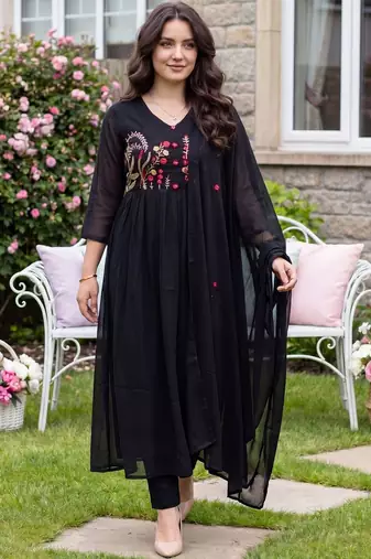 Women Floral Embroidered Empire Thread Work Pure Cotton Kurta with Trousers & With Dupatta
