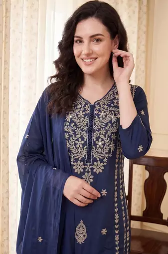 Women Ethnic Motifs Embroidered Regular Thread Work  Cotton Kurta with Trousers & With Dupatta