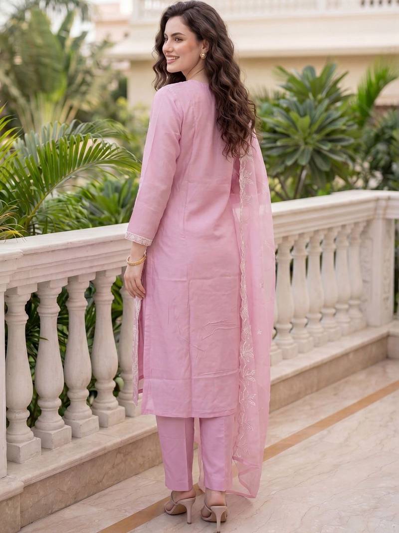 Women Ethnic Motifs Embroidered Regular Thread Work Kurta with Trousers & With Dupatta