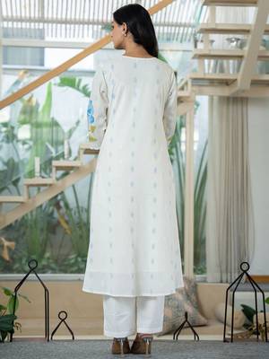 Floral Printed Mandarin Collar Pleated  Cotton A-Line Kurta With Trouser 4
