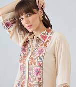 Women Floral Embroidered Regular Thread Work Kurta with Patiala