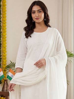 Women Ethnic Motifs Embroidered Regular Chikankari  Cotton Kurta with Trousers & With Dupatta 3