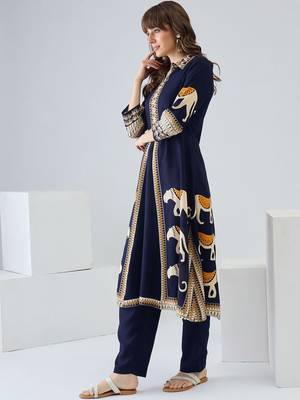 Women Ethnic Motifs Printed Regular Kurta with Trousers 4