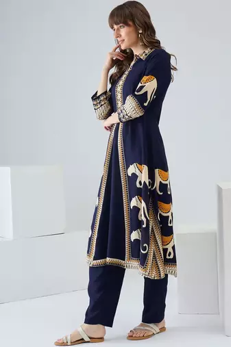 Women Ethnic Motifs Printed Regular Kurta with Trousers