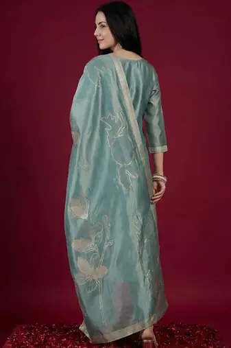 Women Ethnic Motifs Embroidered Regular Thread Work Kurta with Trousers & With Dupatta