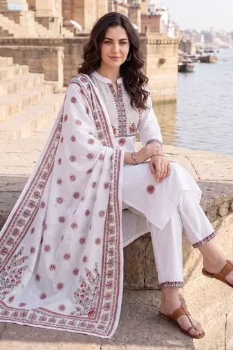 Women Ethnic Motifs Embroidered Regular  Cotton Kurta with Trousers & With Dupatta