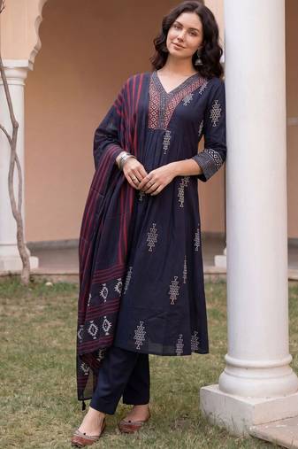 Women Printed Panelled Thread Work Cotton Kurta with Trousers & With Dupatta