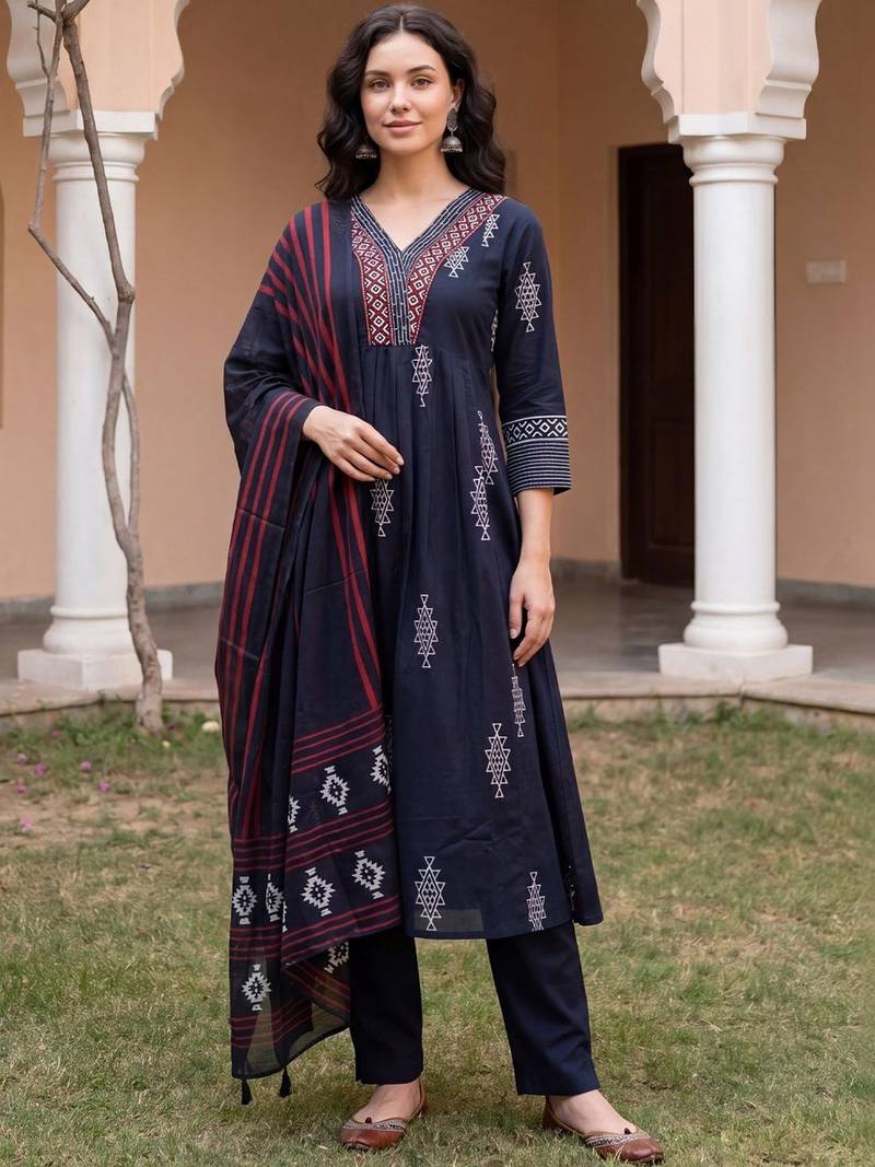 Women Printed Panelled Thread Work  Cotton Kurta with Trousers & With Dupatta