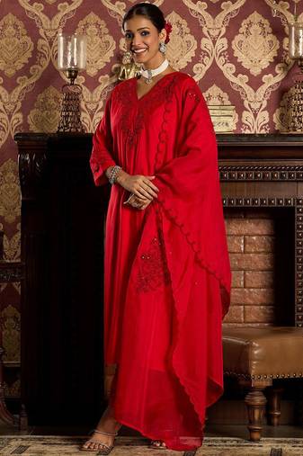 Ethnic Motifs Embroidered Sequined Straight Kurta With Trousers & Dupatta