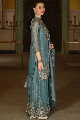 Women Paisley Embroidered Regular Beads and Stones Kurta with Palazzos & With Dupatta