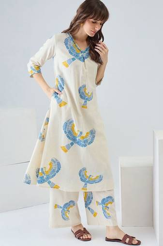Women Ethnic Motifs Printed Thread Work Cotton Kurta with Palazzos