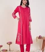 Floral Embroidered Round Neck Thread Work Straight Kurta with Trousers