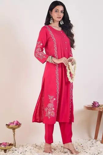 Floral Embroidered Round Neck Thread Work Straight Kurta with Trousers