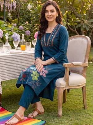 Women Floral Embroidered Regular Thread Work  Cotton Kurta with Trousers 5