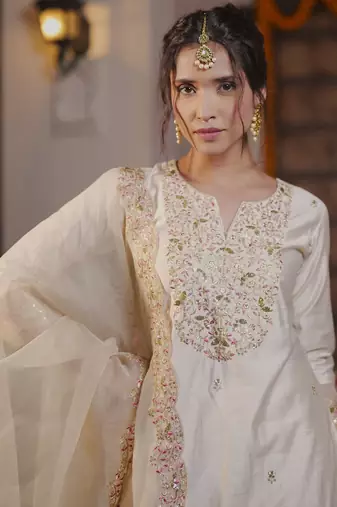 Floral Embroidered Liva Kurta with Trousers & Dupatta