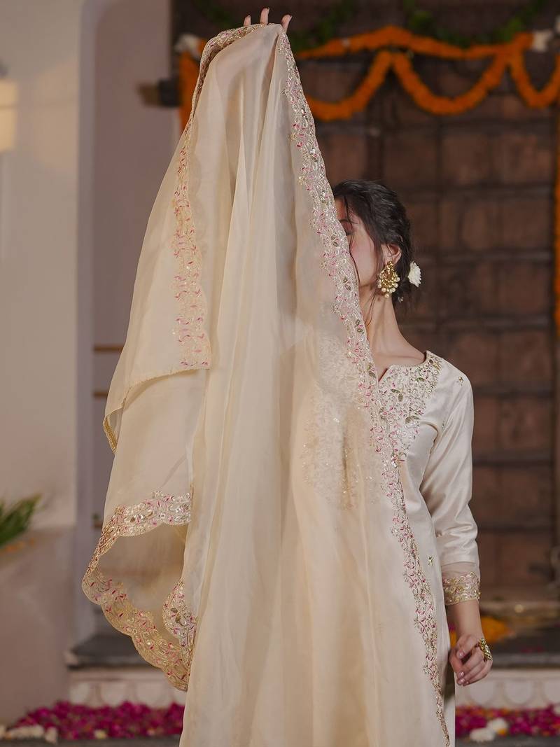 Floral Embroidered Liva Kurta with Trousers & Dupatta