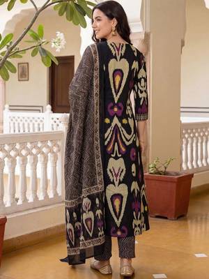 Women Ethnic Motifs Printed Regular  Cotton Kurta with Trousers & With Dupatta 4