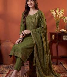 Women Ethnic Motifs Embroidered Regular Kurta with Trousers & With Dupatta