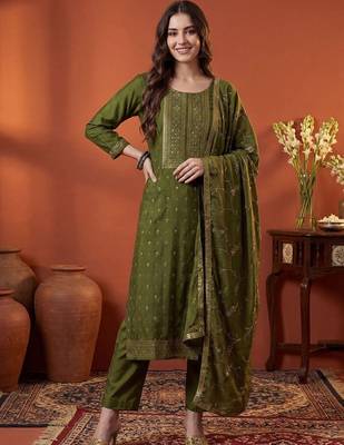 Women Ethnic Motifs Embroidered Regular Kurta with Trousers & With Dupatta 6