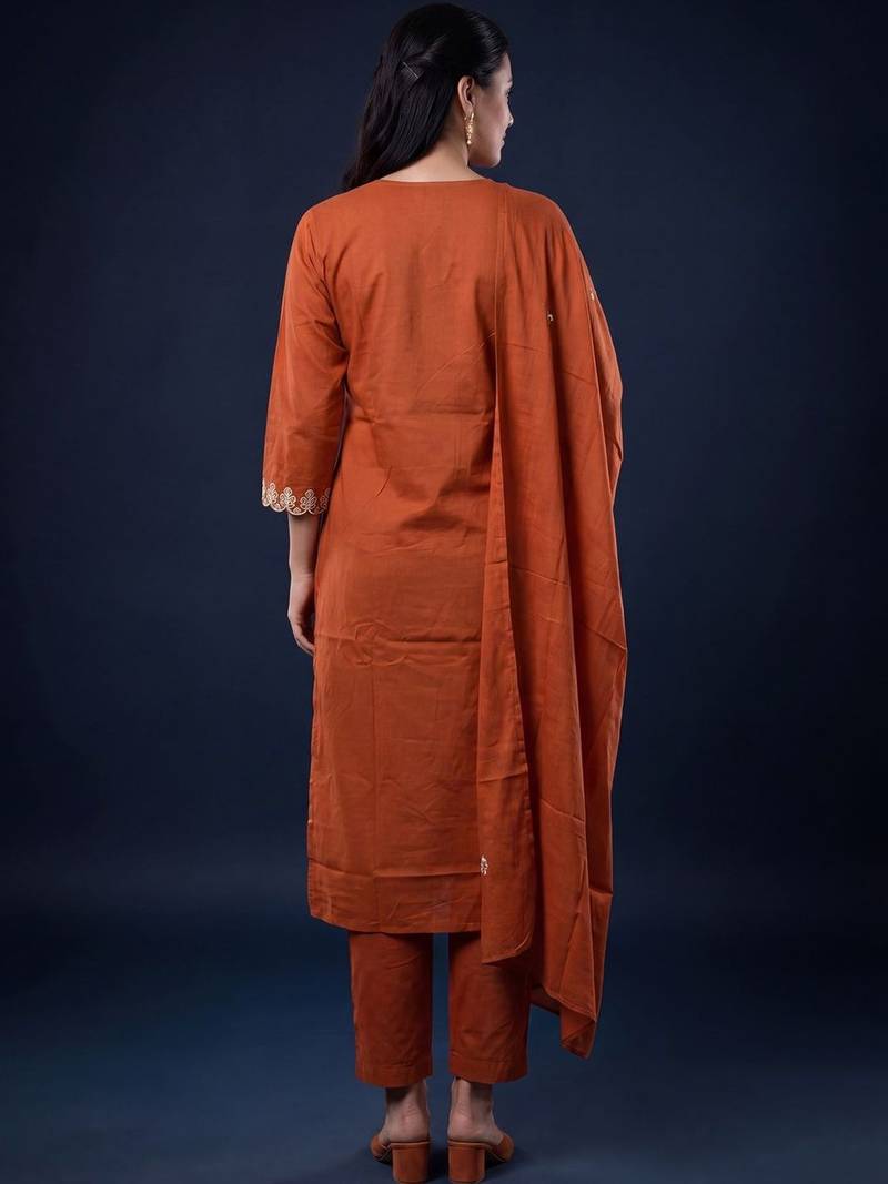 Women Ethnic Motifs Embroidered Regular Thread Work  Cotton Kurta with Trousers & With Dupatta