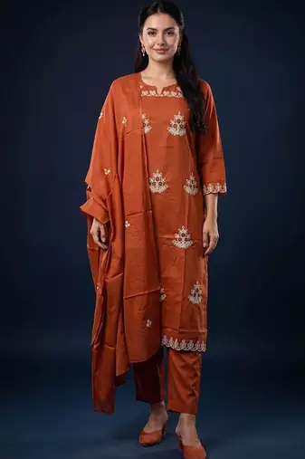 Women Ethnic Motifs Embroidered Regular Thread Work Pure Cotton Kurta with Trousers & With Dupatta