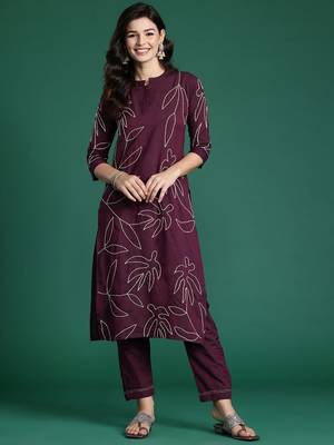 Floral Embroidered Thread Work Pure Cotton Kurta with Trousers 5