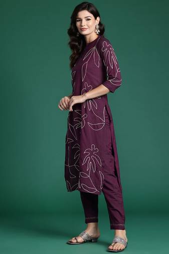 Floral Embroidered Thread Work Cotton Kurta with Trousers