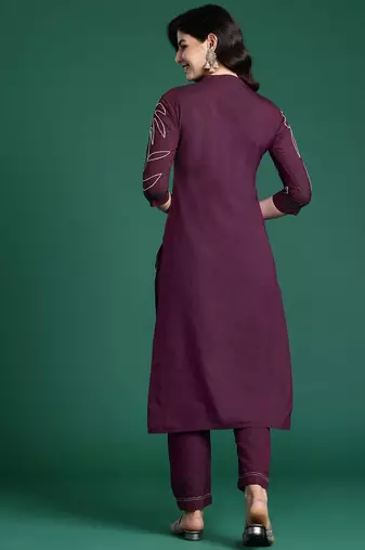 Floral Embroidered Thread Work Pure Cotton Kurta with Trousers