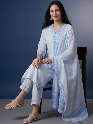 Women Dyed Regular Linen Kurta with Trousers & With Dupatta 1
