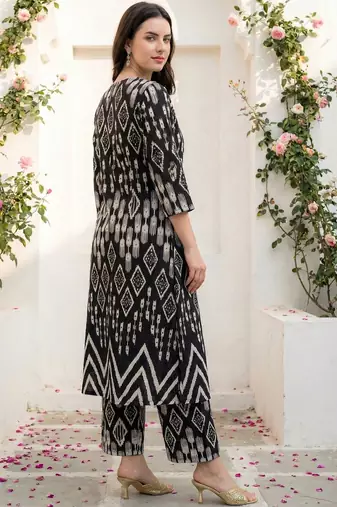 Women Printed Regular Pure Cotton Kurta with Palazzos