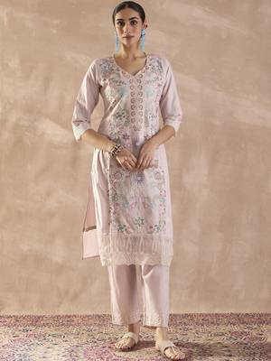 Floral Embroidered V-Neck Thread Work  Cotton Kurta With Trousers & Dupatta 2