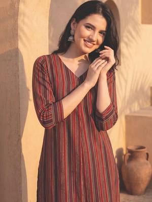 Women Printed Regular Pure Cotton Kurta with Trousers 2