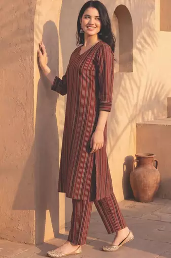 Women Printed Regular Pure Cotton Kurta with Trousers