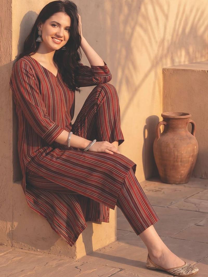 Women Printed Regular Pure Cotton Kurta with Trousers