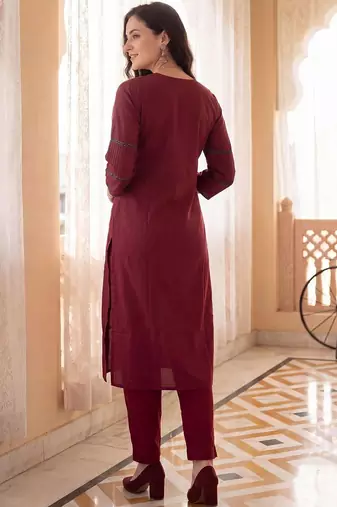 Women Ethnic Motifs Embroidered Regular Thread Work Pure Cotton Kurta with Trousers & With Dupatta