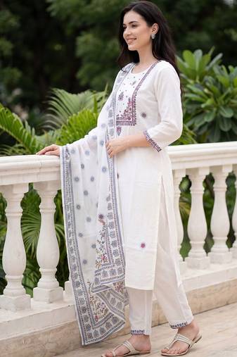 Women Ethnic Motifs Embroidered Thread Work Cotton Kurta with Trousers & With Dupatta