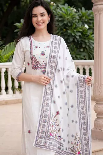 Women Ethnic Motifs Embroidered Regular Thread Work Pure Cotton Kurta with Trousers & With Dupatta