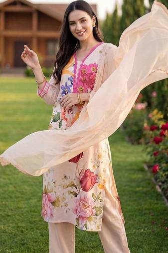 Women Floral Printed Linen Kurta with Trousers & With Dupatta