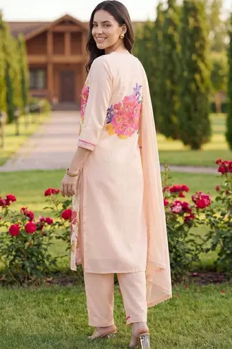 Women Floral Printed Regular Linen Kurta with Trousers & With Dupatta