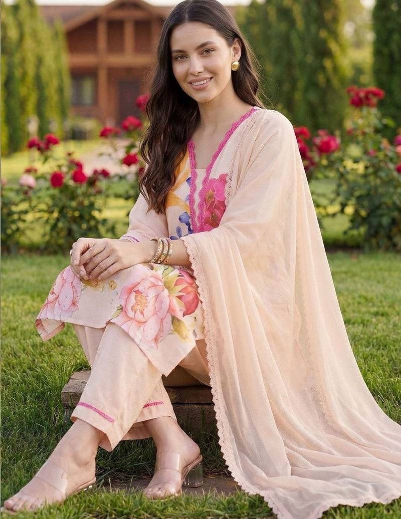 Women Floral Printed Regular Linen Kurta with Trousers & With Dupatta