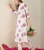 Women Floral Printed Pleated  Cotton Kurta with Trousers